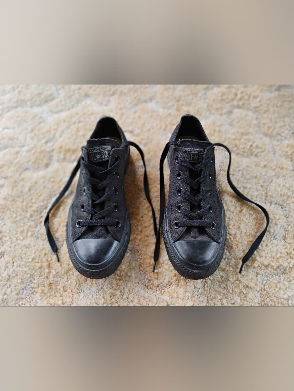 *EUC* CONVERSE BLACK SNEAKERS men's size 4 women's size 6